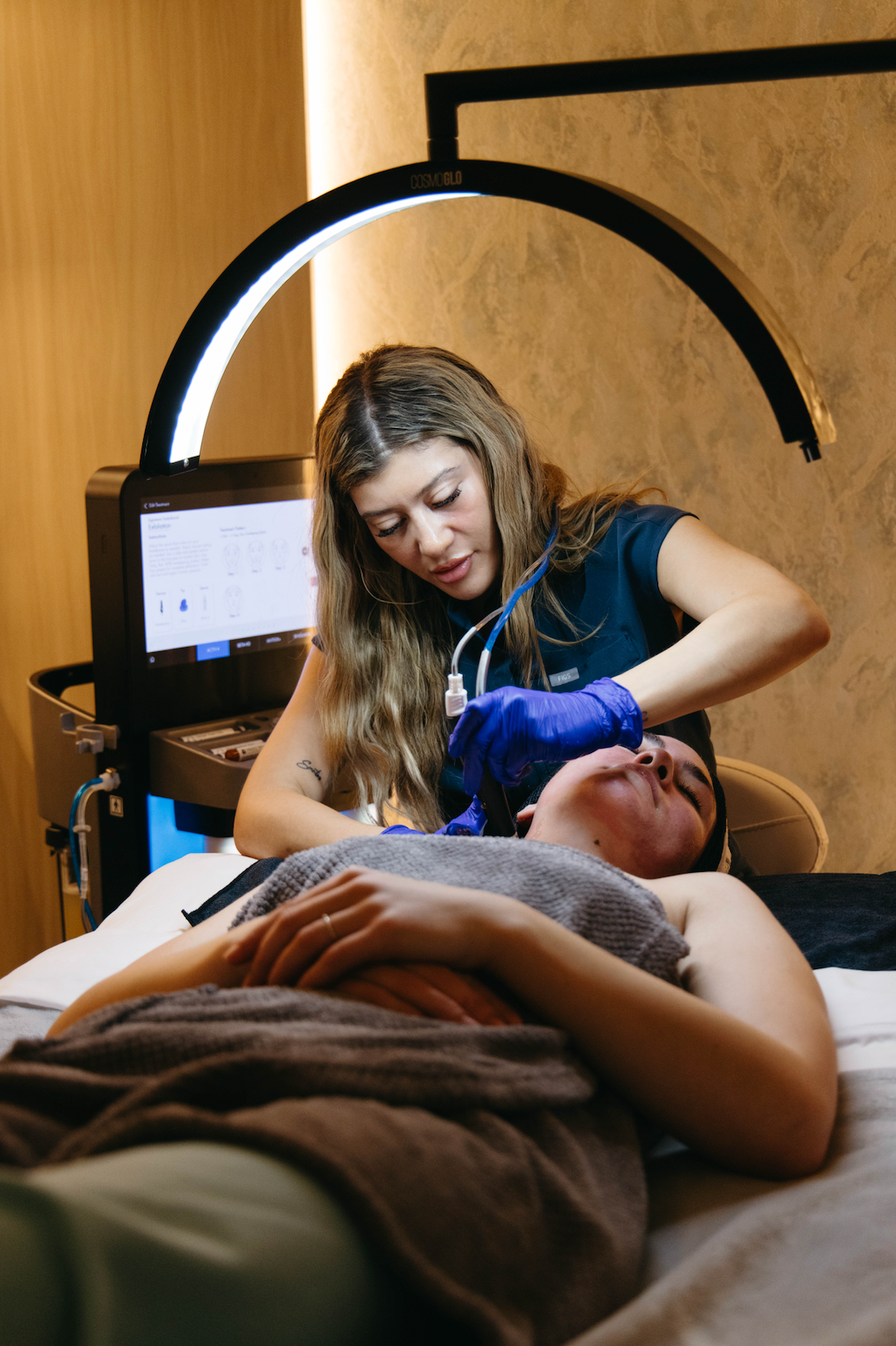 Best Winter Skin Treatments for Hydration & Glow