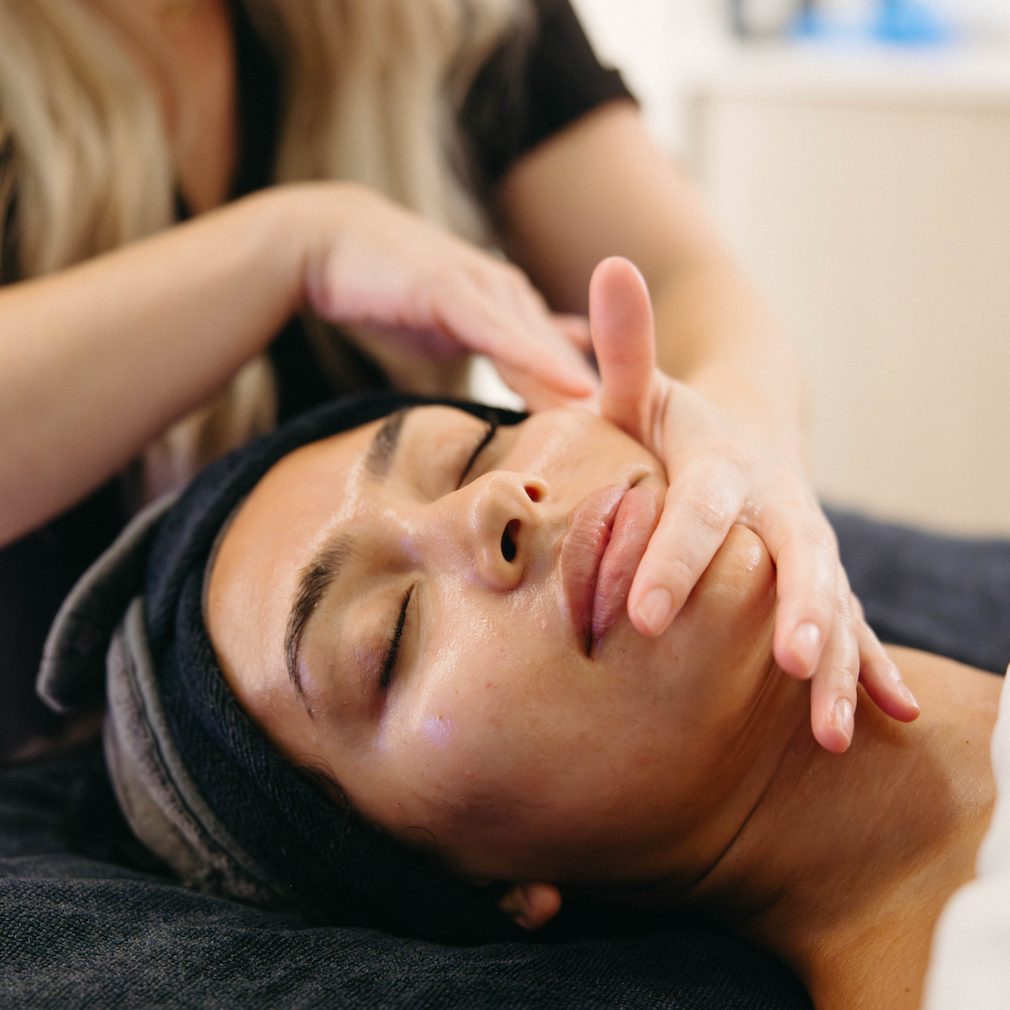 How to Achieve the Best Winter Glow