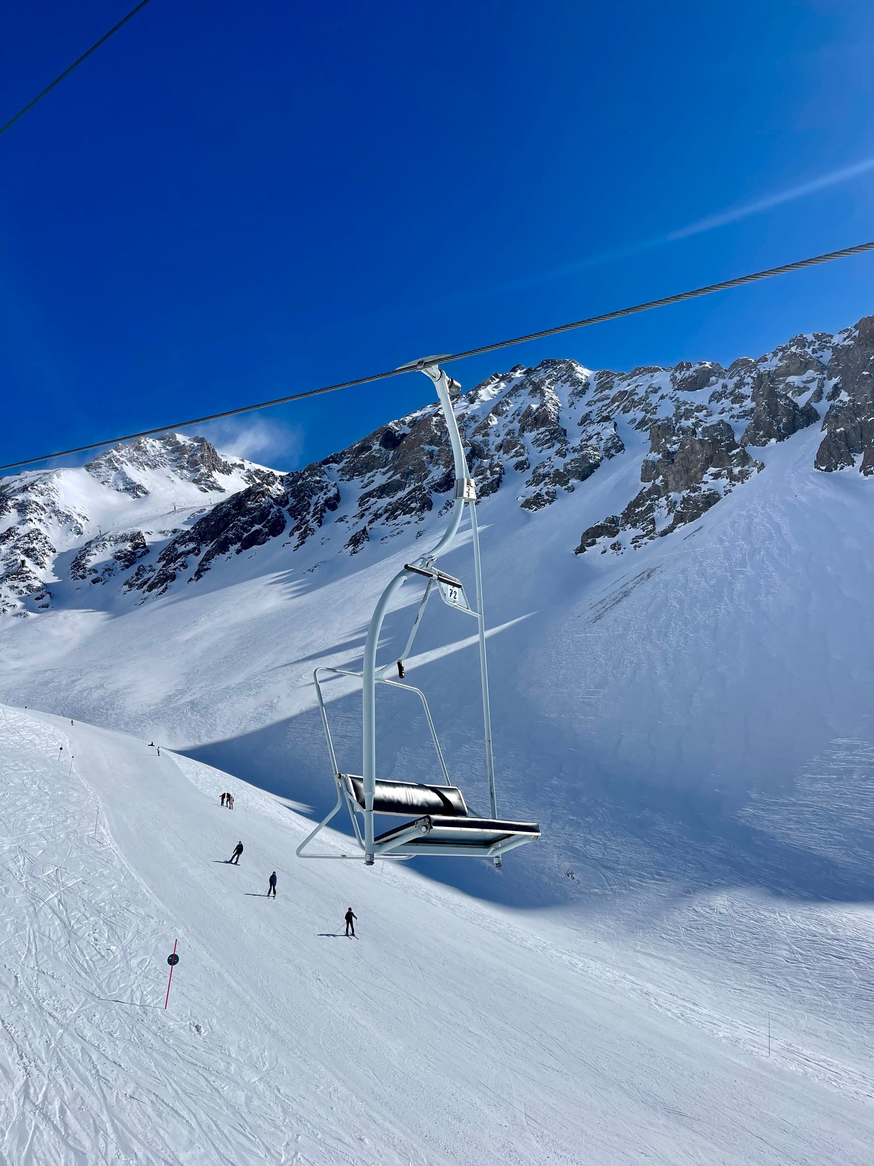 How to Protect Yourself from a Ski Sunburn