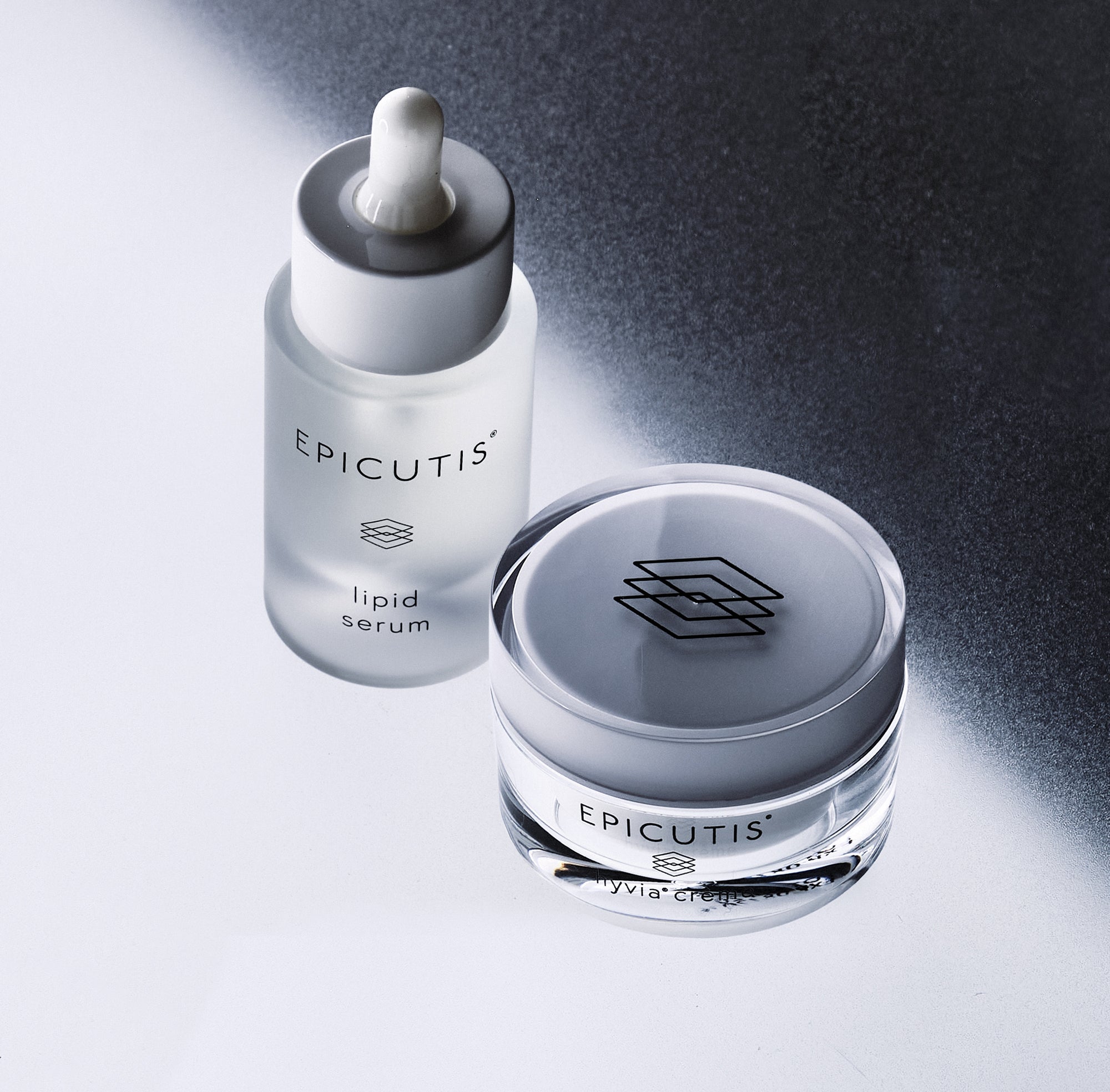 Epicutis Luxury Skincare Set, angled view